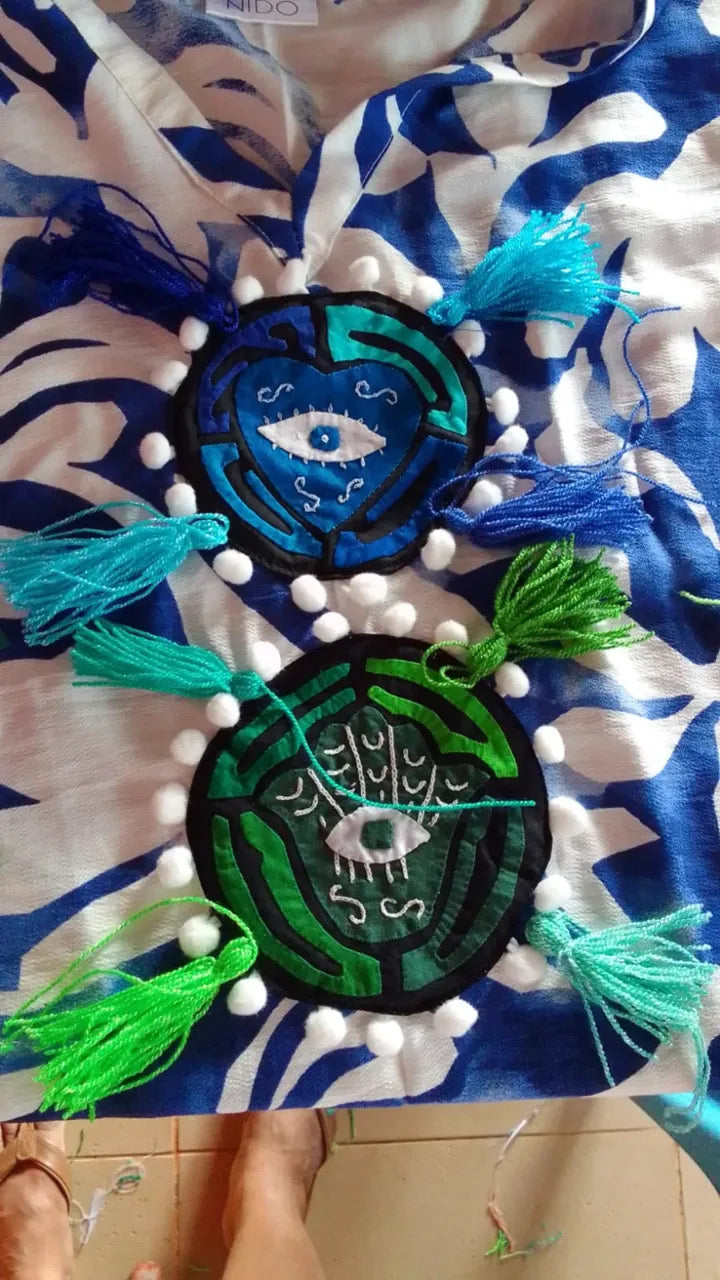 Mola Poncho Azulejo | Hamsa Collection | Nido Shop