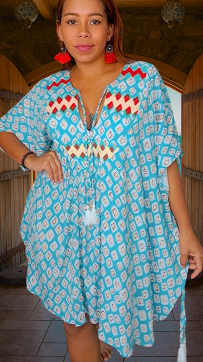 Poncho Dientes Ngäbe Quetzal | Indigenous Textile Art | Nido Shop