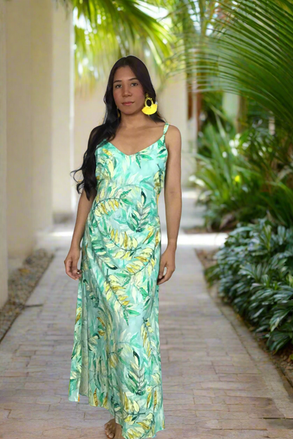 Strappy Maxi Lush, vestido artesanal hecho a mano en Panamá