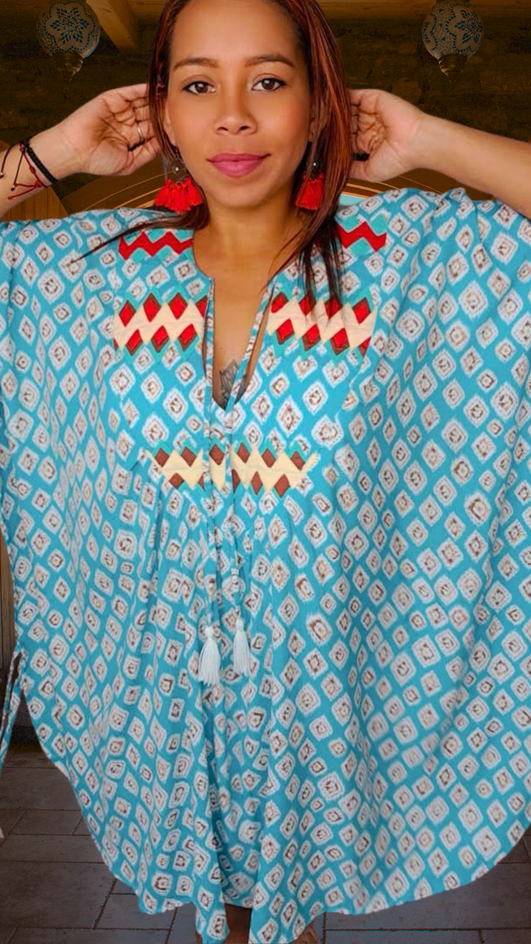 Poncho Dientes Ngäbe Quetzal | Indigenous Textile Art | Nido Shop