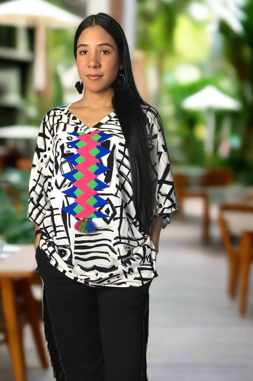 Poncho Pintas Basquiat, handcrafted in Panama