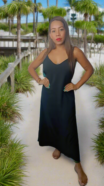 Strappy Maxi Black | Handcrafted Elegance | Nido Shop