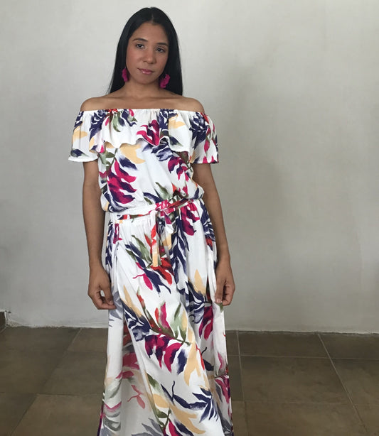 Ropa ligera sostenible tropical slow fashion hecha en panama, talento nacional directo a domicilio. Nido Shop expertos en integrar arte local ropa originaria contemporánea con tu ropa fresquita playera. La vida relax bendecida y contribuyente social.  Amamos las molas y las pintas, apoyamos artesanos Guna y Ngabe.